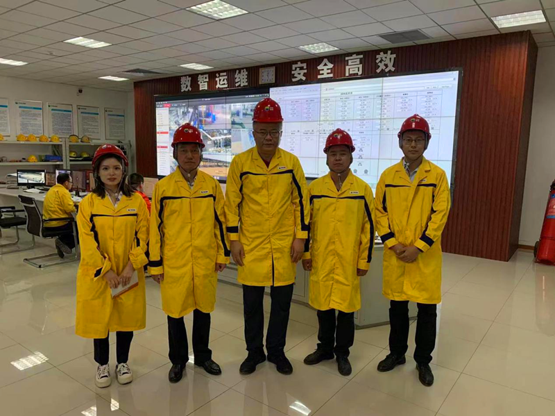 公司副總經理李強帶隊考察LNG業(yè)務-1.png
