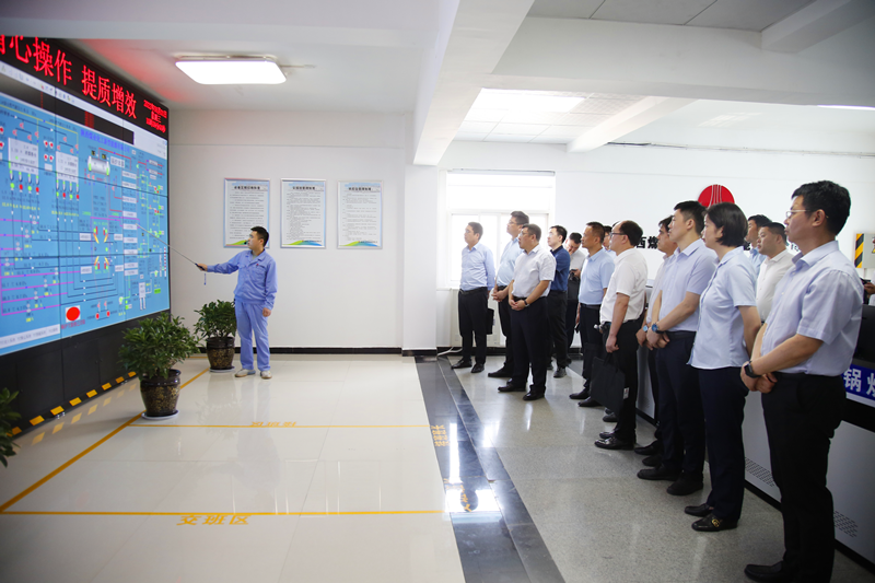 新型能源公司召開(kāi)2022年“安全生產(chǎn)月”啟動(dòng)儀式暨安全生產(chǎn)標(biāo)準(zhǔn)化建設(shè)現(xiàn)場(chǎng)會(huì)-4.png
