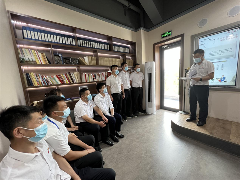 神木分公司黨總支組織開(kāi)展“嚴(yán)家教正家風(fēng)、傳美德促文明”活動(dòng)-2.png
