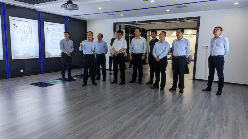 陜北礦業(yè)公司到公司開展黨建結(jié)對(duì)共建交流座談-2.png