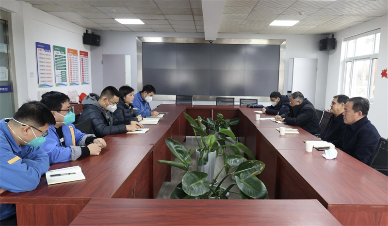 新型能源綜合檢查組到咸陽公司開展聯(lián)合大檢查.png