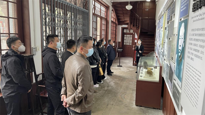 北京公司黨支部開展“銘記歷史 緬懷先烈”主題黨日活動(dòng)2.png