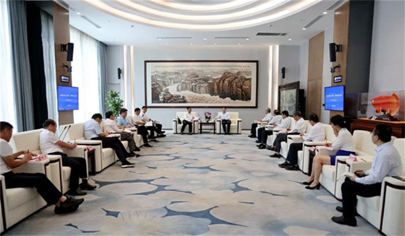 張文琪會(huì)見河南省發(fā)展改革委和信陽(yáng)市政府領(lǐng)導(dǎo)一行1.jpg