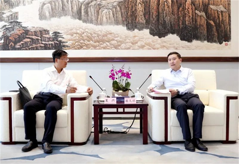 張文琪會(huì)見河南省發(fā)展改革委和信陽(yáng)市政府領(lǐng)導(dǎo)一行2.jpg