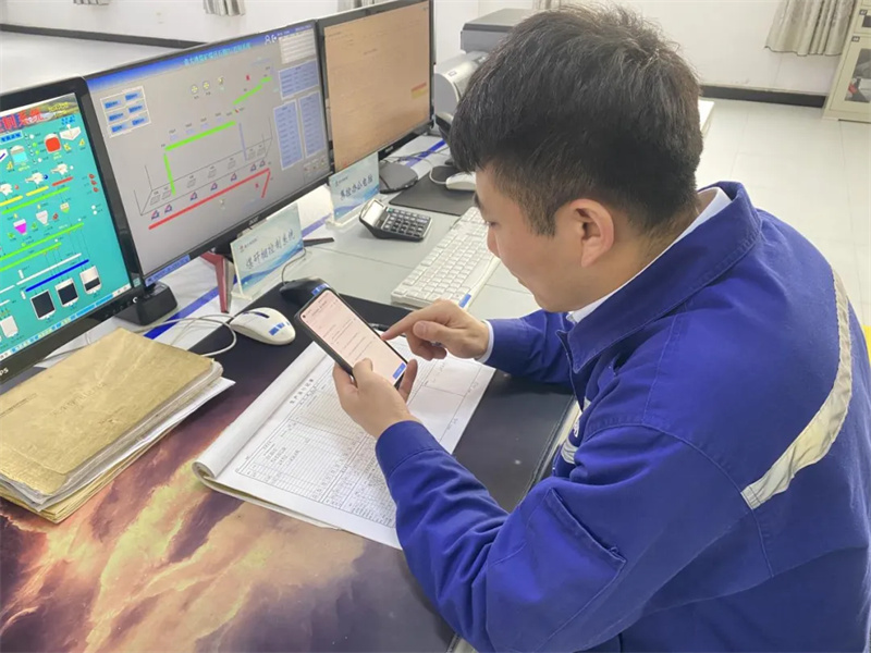 選煤公司袁大灘選煤廠：電子化考試助力安全培訓(xùn)01.jpg