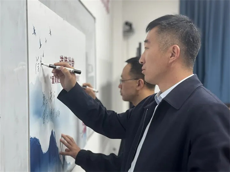 陜煤新型能源神木分公司開展2025年第一期道德講堂活動03.jpg